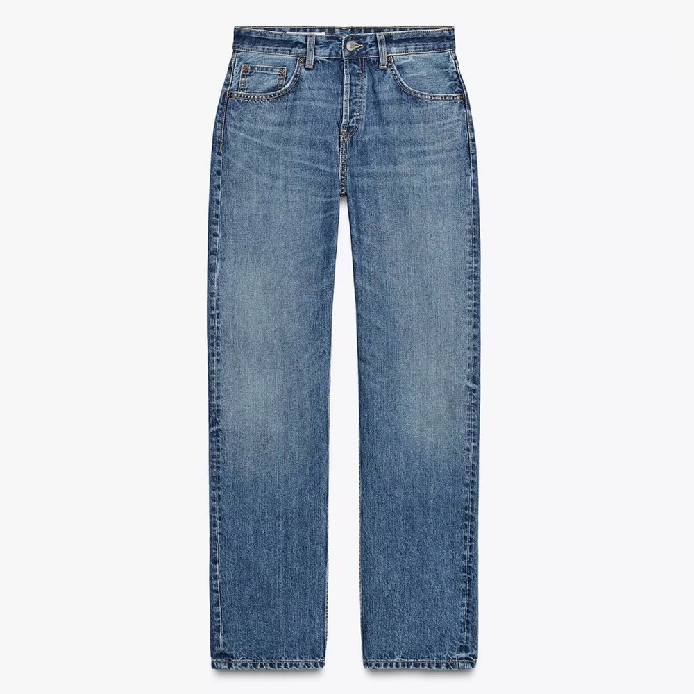 Zara Women's Straight-Leg Jeans in Light-Medium Blue Denim